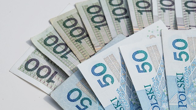 Jak nie wpaść w pętlę chwilówek?
