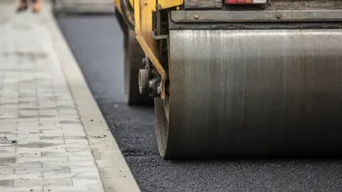 Nowy chodnik na ulicy Krakowskiej. Prace już się rozpoczęły