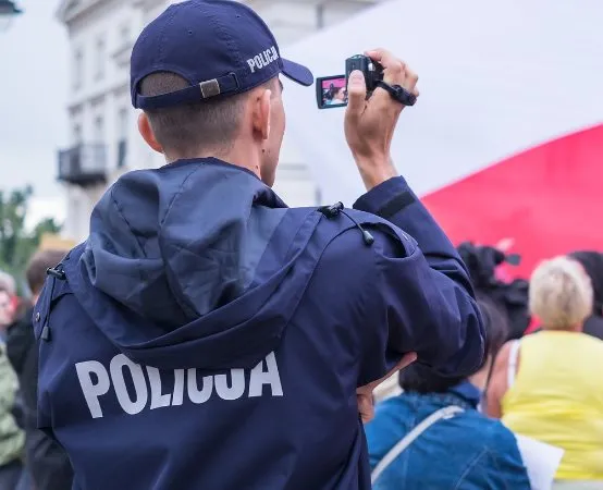 KPP Grodzisk: Szybka akcja policji, zatrzymano mężczyznę za szkody w byłej firmie