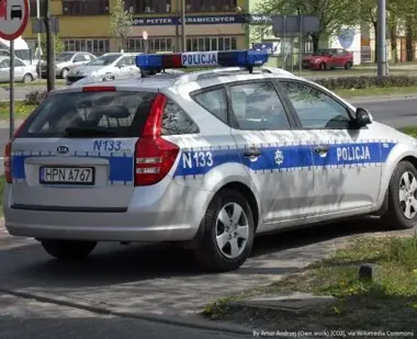 13 lat i kask - grodziscy policjanci zaostrzają zasady dla hulajnóg