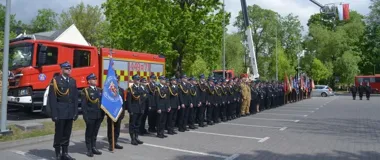 W Grodzisku świętowali 60 lat straży - potem oddali pojazd OSP