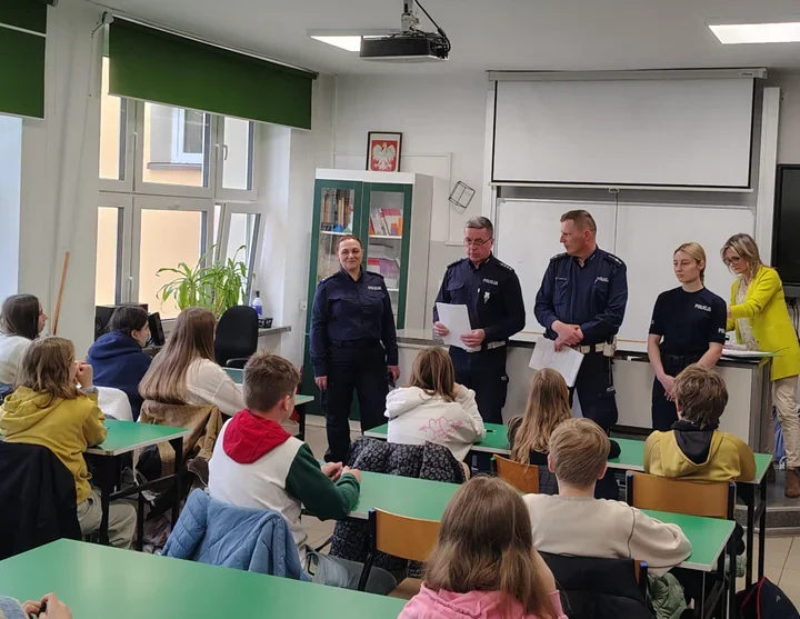 Młodzi z Grodziska zgarnęli powiat, a strażacy przejęli część rywalizacji