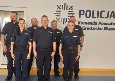 Dzielnicowi z Grodziska uderzają tam, gdzie parkowanie i picie już zakłócają spokój