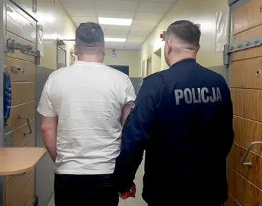 Zatrzymani w Podkowie Leśnej - w aucie znaleziono ponad 46 g narkotyków