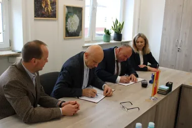 Nowe porozumienie w Grodzisku Mazowieckim ma otworzyć młodym drogę do pracy